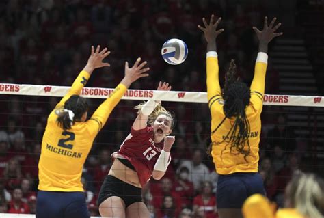 wisconsin volleyball leaked full|UWPD investigating sharing of sensitive photos, video of。